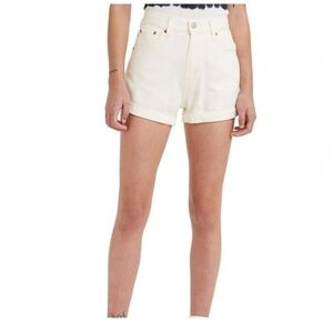 Levi’s White A-line mom shorts